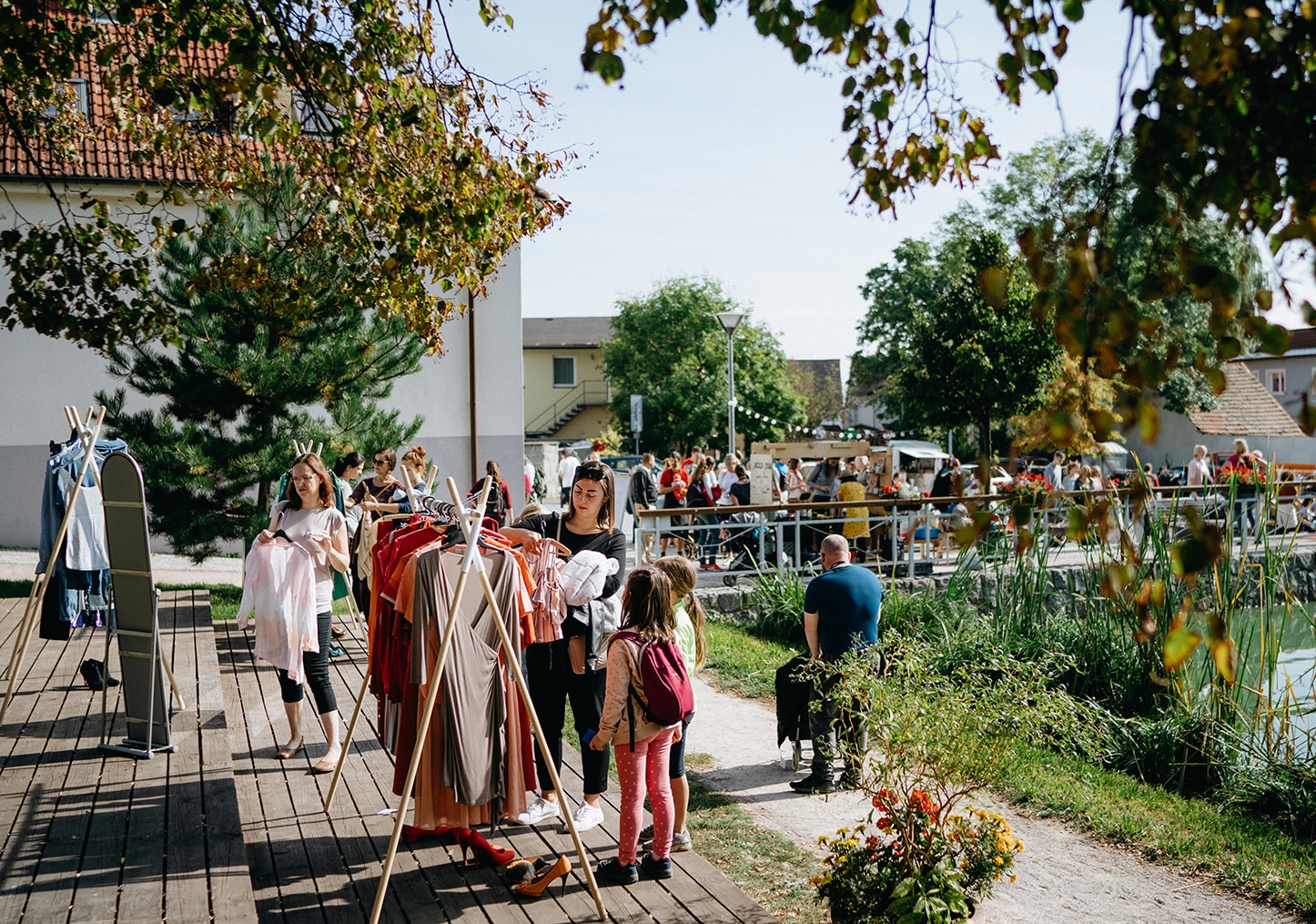 Reuse neděle v MČ Praha-Slivenec, 10/2021, ilustr. foto