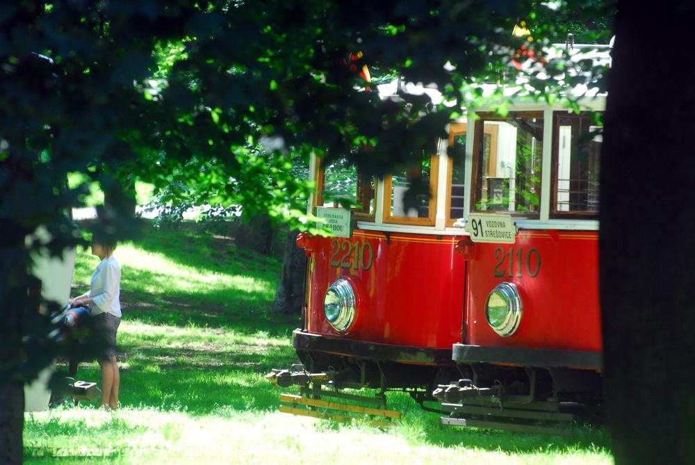 Historická tramvaj na konečné u Výstaviště