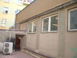 1768827_pohled na společenský sál z terasy