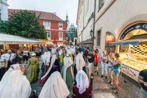 karel_iv_den_1_79