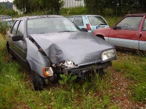 c_109_aeb_35_94_ford_sierra_sem_jpg