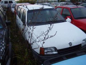 c_178_opel_kadett_1a31078_b_jpg