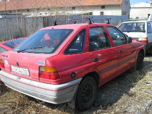 c_83_ford_escort_uoh_44_72_cez_jpg