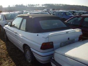 c_90_ford_escort_1t4_4471_b_jpg