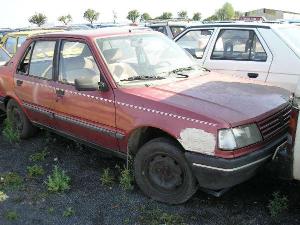 x155_i_peugeot_cervena_jpg