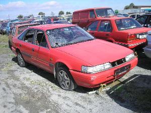 x200_i_mazda_cervena_jpg