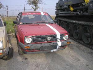 x221_i_vw_golf_cervena_jpg