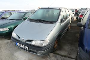 139_24_renault_scenic_4j5_2962