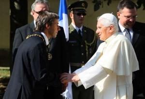 581215_26.9.2009 Přivítání papeže Benedikta XVI