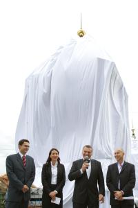 1139234_2011-09-22 - Odhalení dvou zrekonstruovaných mýtných domků na mostě Legií