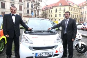 1165936_&#34;Čistý automobilismus&#34; - Předání elektromobilu