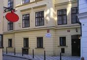 Foto_DM_Neklanova_DM_budova_Husova