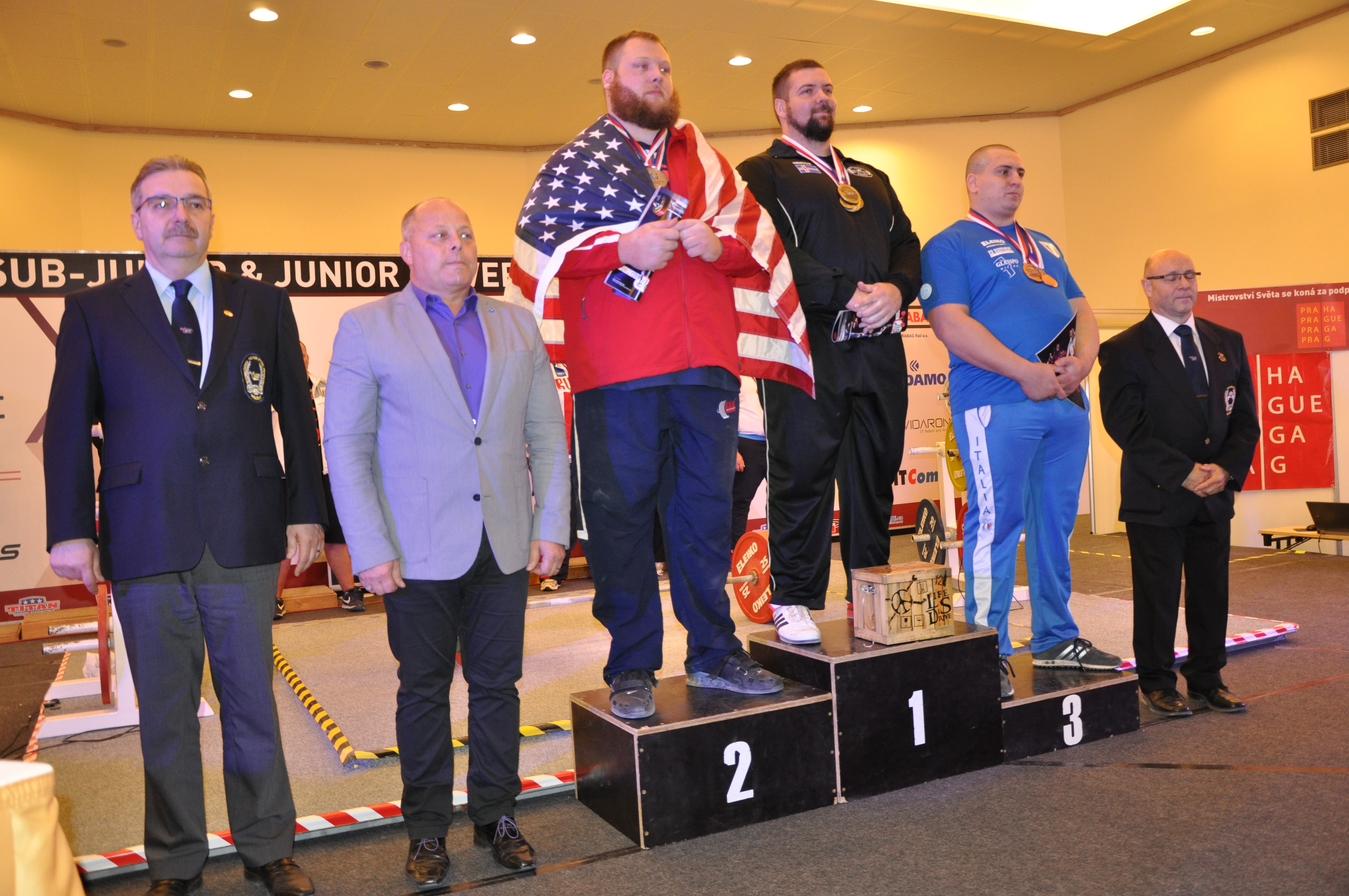 V Praze se konalo 33. mistrovství světa dorostenců a juniorů v silovém trojboji